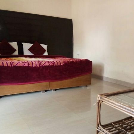 Hotel Bhajgovindam Харидвар Экстерьер фото