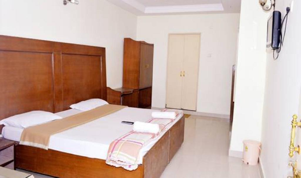 Hotel Bhajgovindam Харидвар Номер фото
